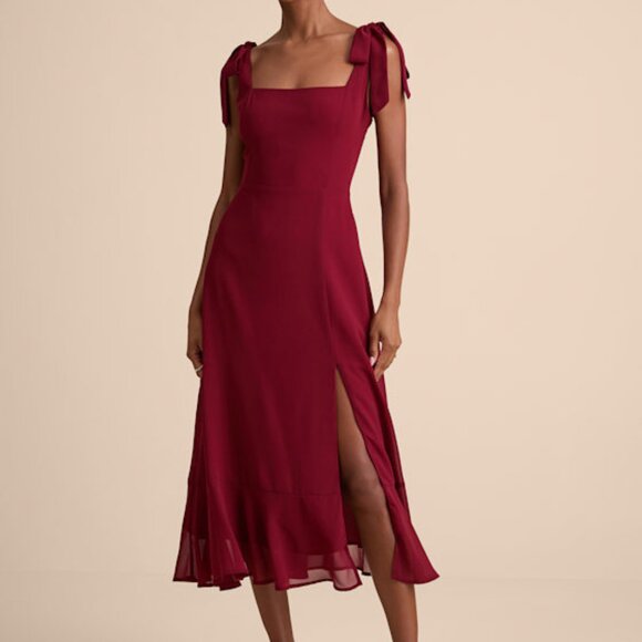 Lulus Dresses & Skirts - Lulus Summer Invite Wine Red Tie-strap Tiered Midi Dress - Size M NWT
